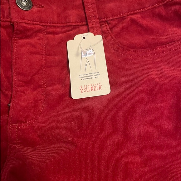 NWT bright red st. John’s Bay jeans straight leg - Picture 6 of 6
